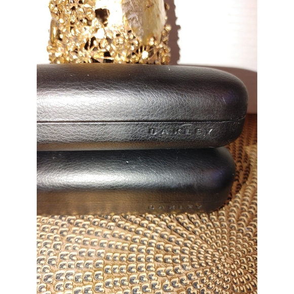 Oakley Hardshell Cases x2 - Picture 4 of 4